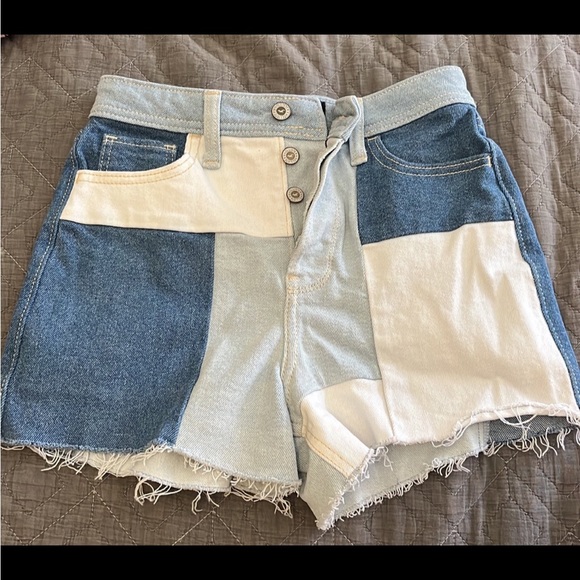 jean shorts - Picture 1 of 3